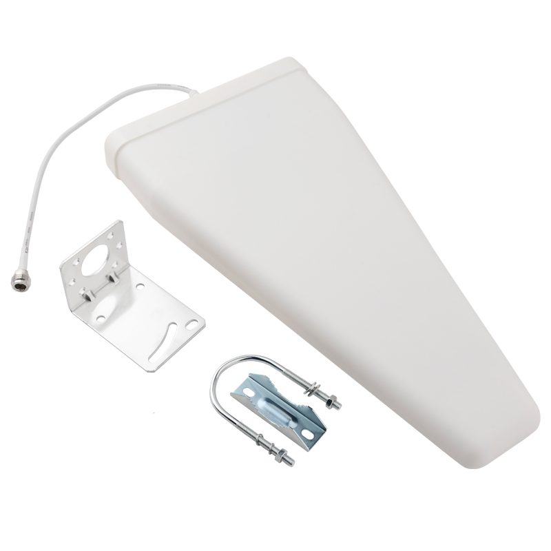  乌当对数周期天线定向接收发射700-3700MHz